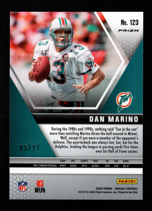 Dan Marino 2020 Panini Mosaic #123 Gold Wave /17 SSP Miami Dolphins