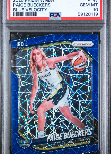 Paige Bueckers 2025 Panini Prizm WNBA #147 Blue Velocity RC PSA10 GEM MT